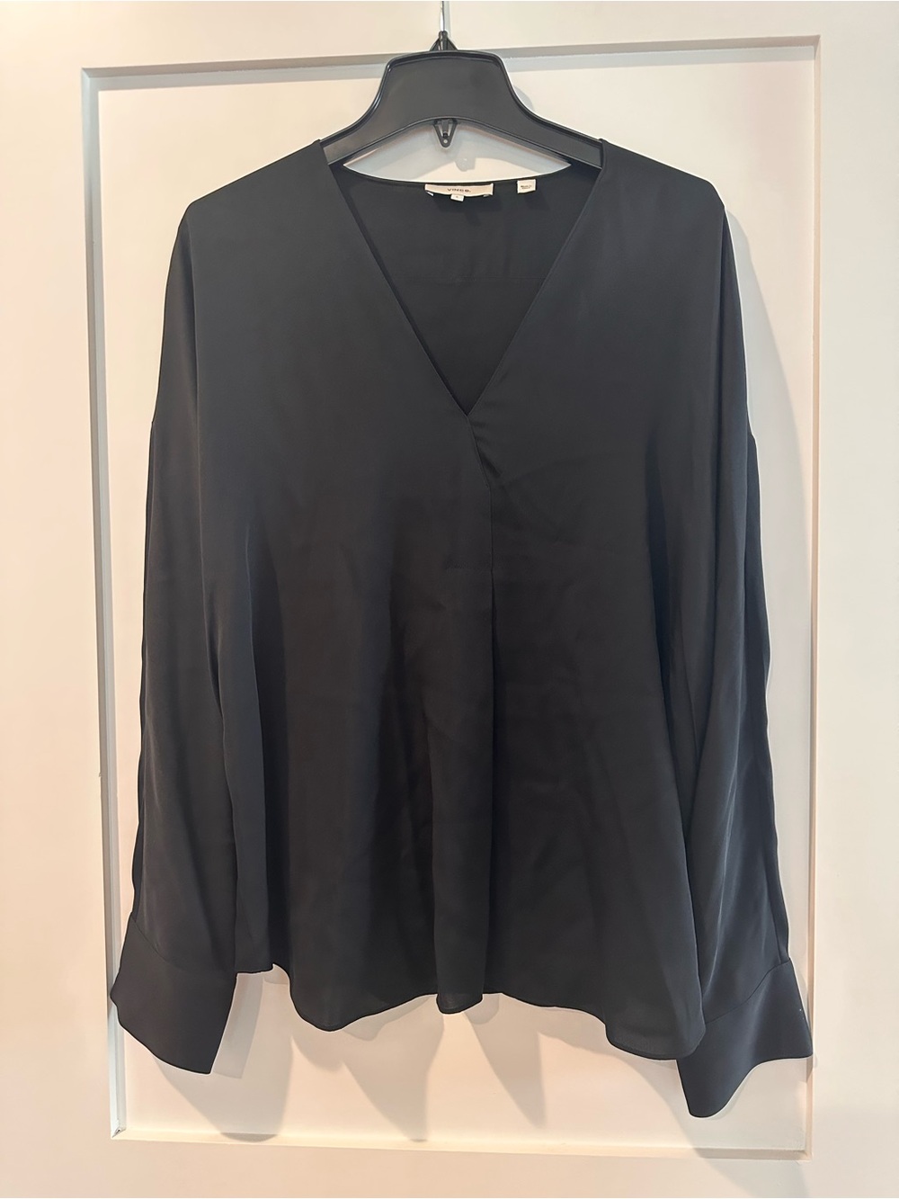 Vince Black V-Neck Long Sleeve Silk Top